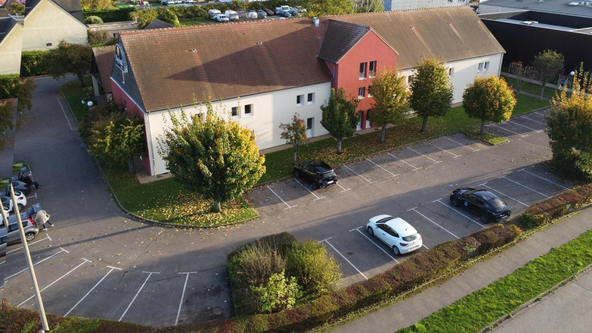 Hôtel Kyriad Vernon / Saint Marcel Saint-Marcel (Eure) Exterior foto